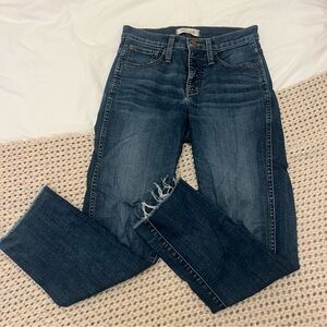 Madewell Mid-Rise Slim Straight, Size 25 (Raw Hem)
